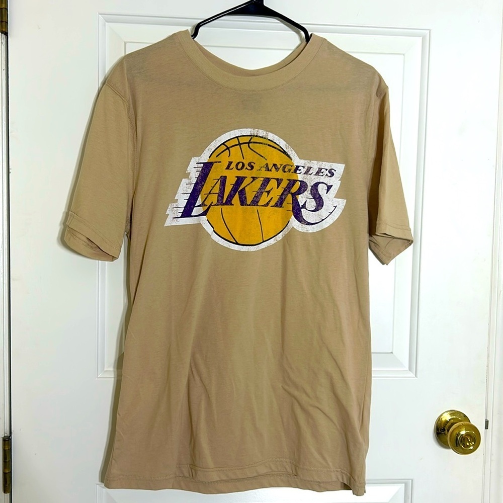 Ultra Game Los Angeles Lakers T-Shirt, Size M